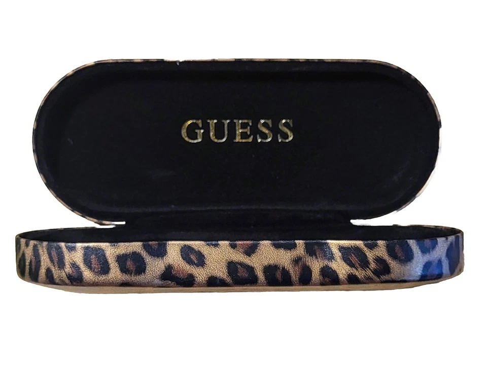 Gafas de sol con estuche rígido Guess de leopardo   Foto 1 de 4