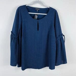 Lane Bryant Plus Size 14 16 Pinstripe Bell Sleeve Blouse Top Navy Blue - Imagen 1 de 5