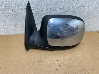 2002 to 2006 Cadillac Escalade Left Driver Side View Door Mirror OEM G9005 PS - Image 1 of 4