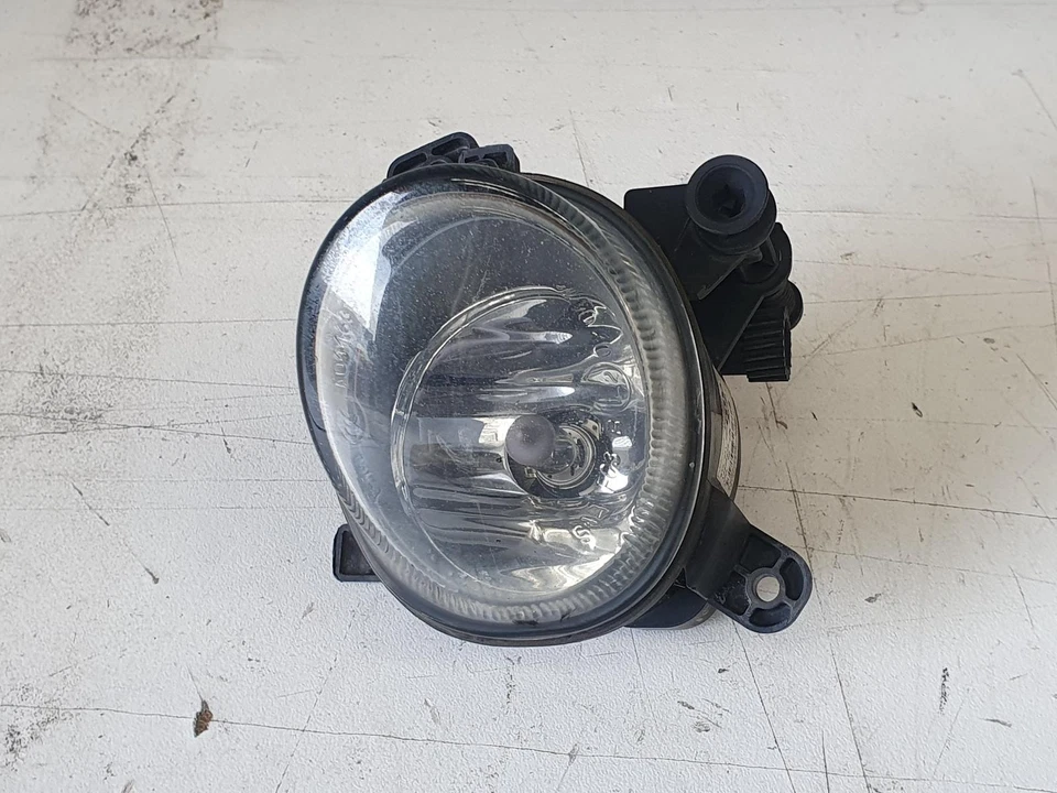 PARAGOLPES INDICADOR DERECHO AUDI A5, 8T, A5/S5, TIPO REDONDO, 10/07-12 Foto 1 de 4