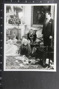 Simon Oates Doris Roberts Angharad Rees in Remington Steele NBC 1985 Promo Photo - Picture 1 of 2