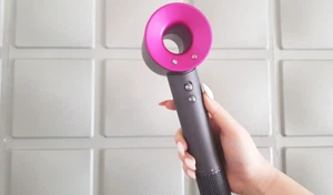 NOWA suszarka do włosów Dyson Supersonic™ Stal/Fuksja - Zdjęcie 1 z 14
