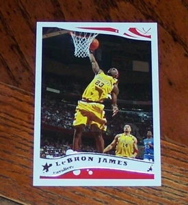 2005-06 LeBron James Topps #200 - Cleveland Cavaliers - - Picture 1 of 3