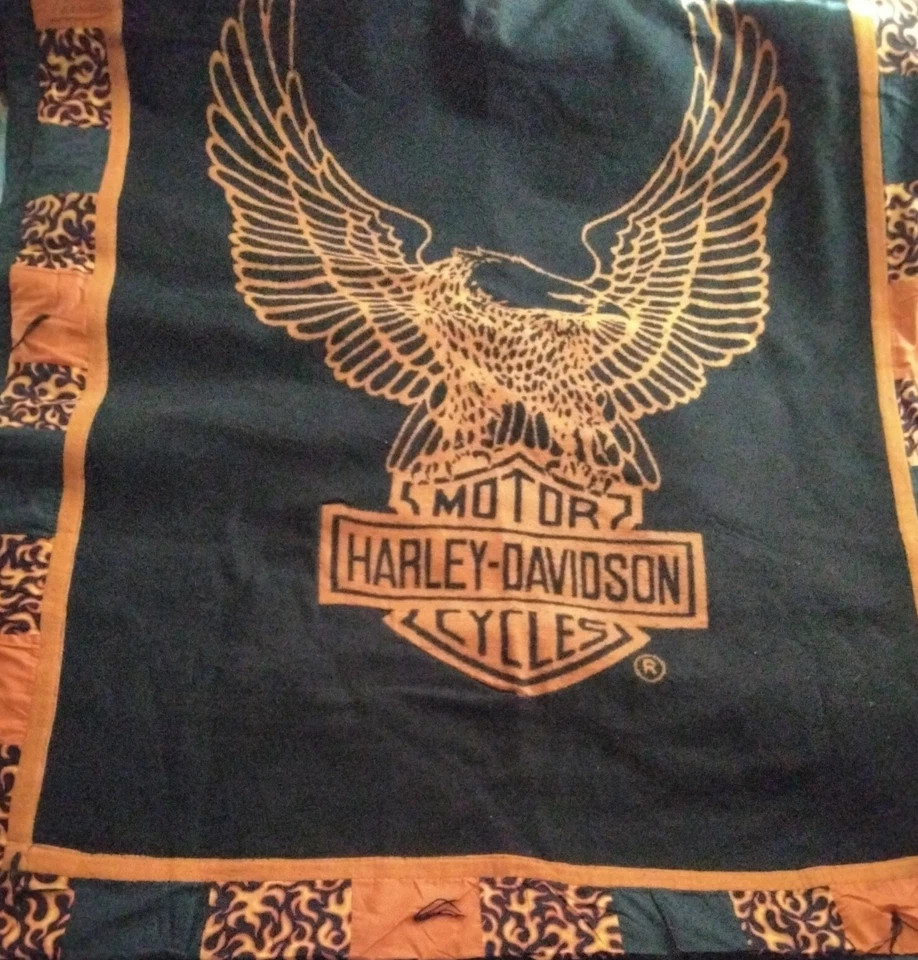 Manta hecha a mano acolchada Harley Davidson Quality para motocicleta negra y naranja PESADA  Foto 1 de 4
