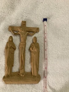 Vintage 1960s Plastic Crucifixion of Jesus Christ WALL HANGING Shrine 7" Lent - Picture 1 of 13