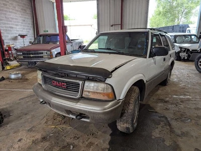 Audio Equipment Radio Am-fm-stereo-cd Player Fits 96-01 LUMINA CAR 1375435 - Image 1 of 4