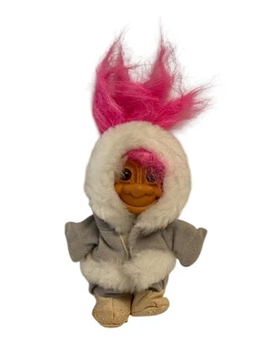 1990's Russ Berrie Troll ICELAND ESKIMO AROUND THE WORLD 5" Figure PINK HAIR - Image 1 of 3