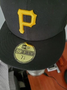 Pittsburg Pirates Fitted Hat 7 5/8 Black New Era 58fifty On-Field Baseball Cap - Picture 1 of 4