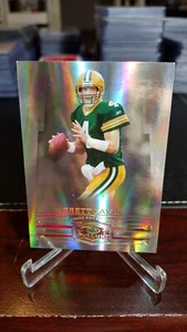 2007 Donruss Playoff Threads SP Brett Favre #189/250 - Picture 1 of 3