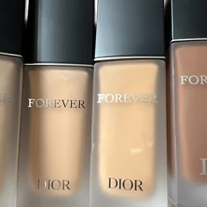 Dior Forever 24H Foundation 30ml High Perfection No Transfer - Choose Shade NWOB - Picture 1 of 7