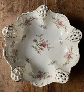 Schöne ROSENTHAL Porzellan Obst Gebäck Schale MOOSROSE Blumenmuster - Bild 1 von 5