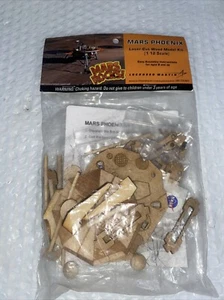 Lockheed Martin Mars Rocks Mars Phoenix Wood Model Kit 1/12 Scale   R - Photo 1 sur 2