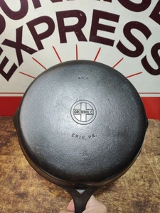 "Fully Restored" GRISWOLD Cast Iron Skillet Pan Small Logo 10" Seasoned Flat - Picture 1 of 7