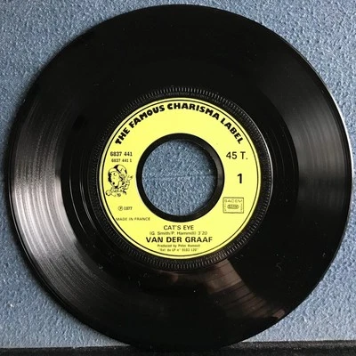 VAN DER GRAAF GENERATOR~CAT'S EYE / SHIP OF FOOLS~NM 1977 CHARISMA FRANCE 7-INCH - Image 1 of 3