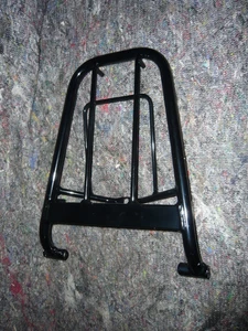 porte bagage neuf , d'origine pour YAMAHA CW 50 BOOSTER BW'S réf 3WV-F4842-00-11 - Imagen 1 de 7