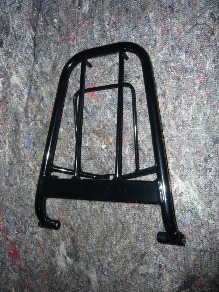 porte bagage neuf , d'origine pour YAMAHA CW 50 BOOSTER BW'S réf 3WV-F4842-00-11 - Imagen 1 de 4