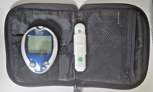 Open Box OneTouch Ultra 2 Blutzuckermessgerät mit weicher schwarzer Tragetasche, Gerät - Bild 1 von 1