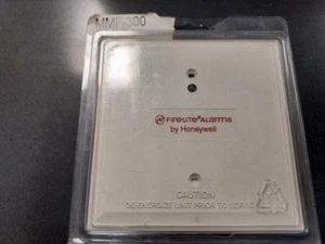 Honeywell Fire-Lite MMF-300 - Addressable Monitor Module - Picture 1 of 4
