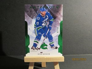 2011-12 Artifacts Emerald #17 Ryan Kesler SN 03/99