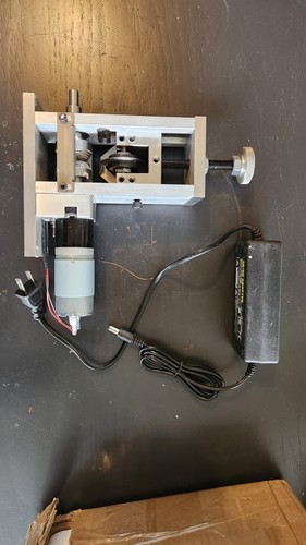 Foto 1 di 4