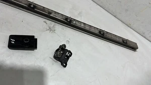 FORD TRANSIT CUSTOM 300 LIMITED 2015 PASSENGER SIDE UPPER DOOR RAIL BK21V25005BG - Picture 1 of 8