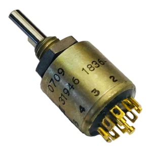 1836-110F, 31946 1836-110F Half Inch Enclosed Rotary Switch - Picture 1 of 1