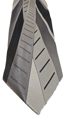 Gravata Adolfo 100% seda preta/prata masculina vintage - Imagem 1 de 4