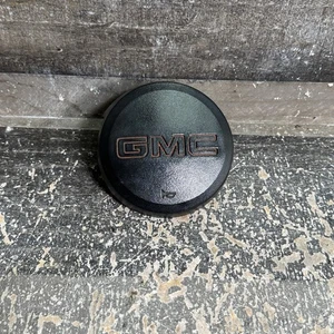 1988-1994 GMC Sierra C/K Pickup Suburban Steering Wheel Horn Cap OEM - Picture 1 of 6