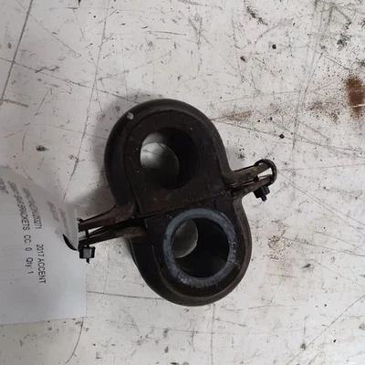 Hyundai Accent Sway Bar Bushing Mounting Bracket 2014 2015 2016 2016 2017 - Image 1 of 4