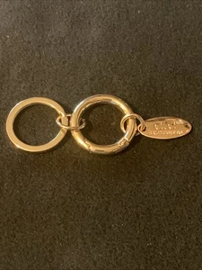 CC Exclusives Gold Toned Metal Keychain Keyring - Bild 1 von 6