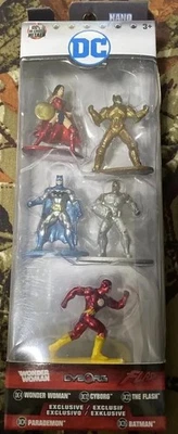 Figuras de metal fundido a presión Nano Metalfigs DC COMICS-Batman-Wonderwoman-Jada Nuevo en paquete Foto 1 de 3