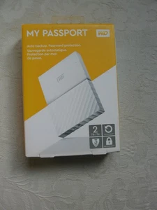 My Passport Festplatte weiß extern und tragbar 2 TB  USB 3.0 Neu in der OVP ! - Bild 1 von 3