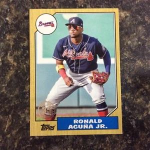 Actualización Topps 2022 87TBU-11 Ronald Acuña Jr. Atlanta Braves - Imagen 1 de 2