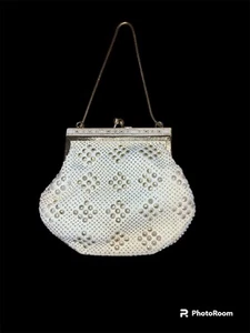 Vintage Abendtasche Gold Perlen Creme Stoff Handtasche Lackiert Gestell - Bild 1 von 6