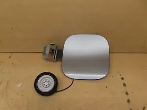 2015 Suzuki Vitara SZ4 MK4 DDIS - Fuel Filler Flap & Cap (B8) - Picture 1 of 2