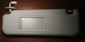 2004-2009 Toyota Prius Sun Visor driver side (gray) - Picture 1 of 4
