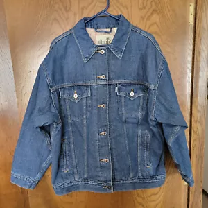 Neu mit Etikett Levi's Baggy Trucker Jacke Gr. M NEU Vintage Blue Wash - Bild 1 von 3