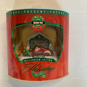 Hot Wheels Holiday Millennium Edition Set 1 de 3: Holiday Past Tail Dragger 1999 - Imagen 1 de 8