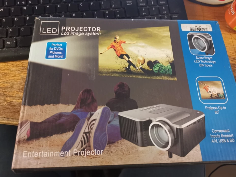 Excelvan Mini Projector LED 60” 320 x 240 Remote SD USB HDMI Boxed. (BOX U) - Image 1 of 4