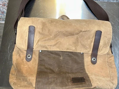 Levi’s Waxed Cotton Laptop Bag | Tan | Brown | 3060 Gunnison Messenger | Rare - Image 1 of 4