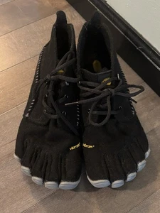 Vibram FiveFingers Trek Ascent Insulated Wool Women’s Size 42 (US 10.5–11) LN - Picture 1 of 7
