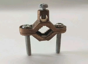Qty.2 - Cast Bronze Ground Clamp , Pipe 1/2 - 1  inch Wire Size 2str.- 10sol. - Picture 1 of 11