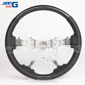 Volante negro piano apto para Toyota Land Cruiser LC200 2016+ con calefacción - Imagen 1 de 8