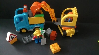 LEGO DUPLO: Truck & Tracked Excavator (10812)(33-A) - Image 1 of 4