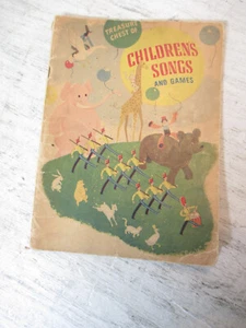 Canción y juegos para niños Treasure Chest of 1935, tapa blanda, 57 canciones con música - Imagen 1 de 4