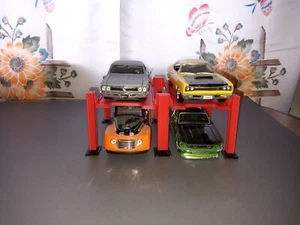 1:24 1:25 scale Diorama 4 post 4 model display car lift side by side  Red - Picture 1 of 5