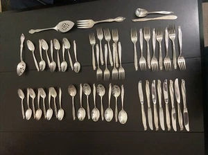 Silverware Rogers Oneida Silver Overlaid Flower Time Pattern 50 piece Flowertime - Picture 1 of 9