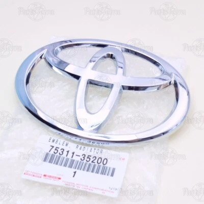 Новый подлинный оригинальный производитель Toyota RAV4 передняя панель хромированная решетка радиатора символ 7531135200 - Изображение 1 из 4