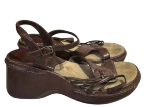 Vintage Lower East Side Schuhe Absätze Gr. 7 braun klobiger Absatz Plateau Schnalle lesen. - Bild 1 von 19