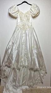 Abito da sposa vintage Venere donna 10W bianco impreziosito scollo a V orlo smerlato - Foto 1 di 22